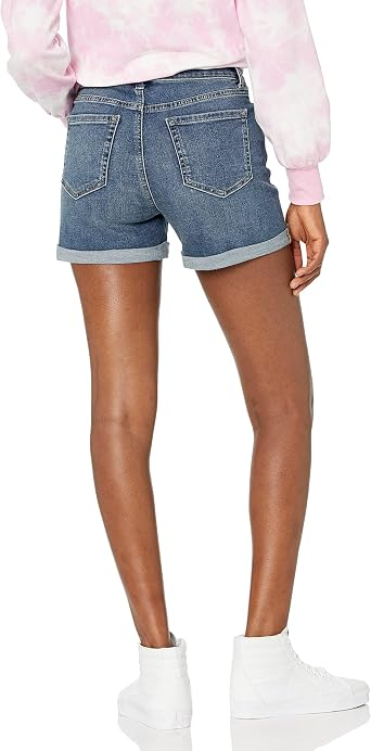 Amazon Essentials Women's Mid-Rise Stretch Slim-Fit 4" (10.2cm) Shorts