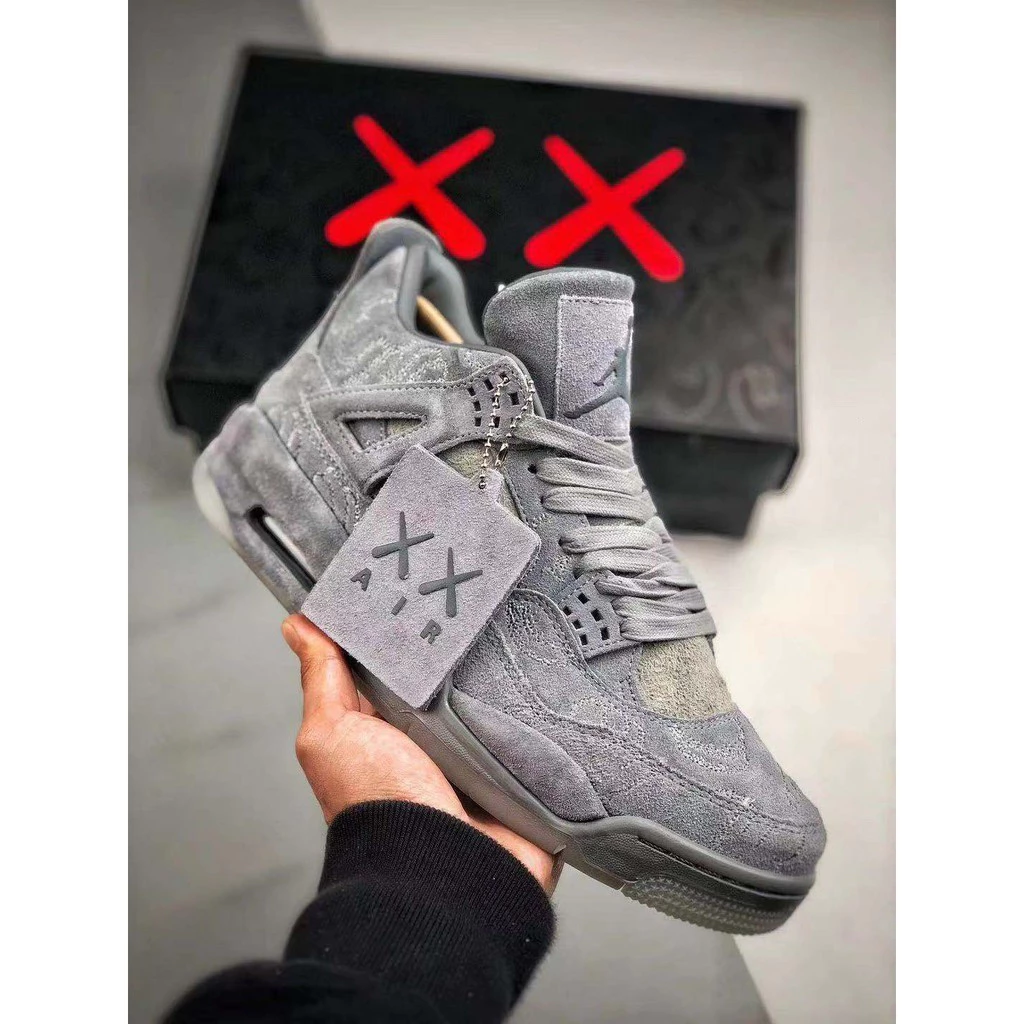 New Air Jordan 4 sneakers for men, Libby Eye model, with air valve, casual style.