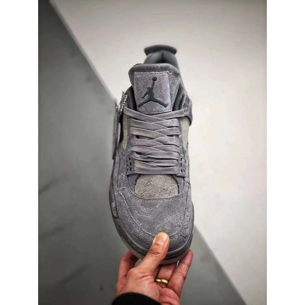 New Air Jordan 4 sneakers for men, Libby Eye model, with air valve, casual style.